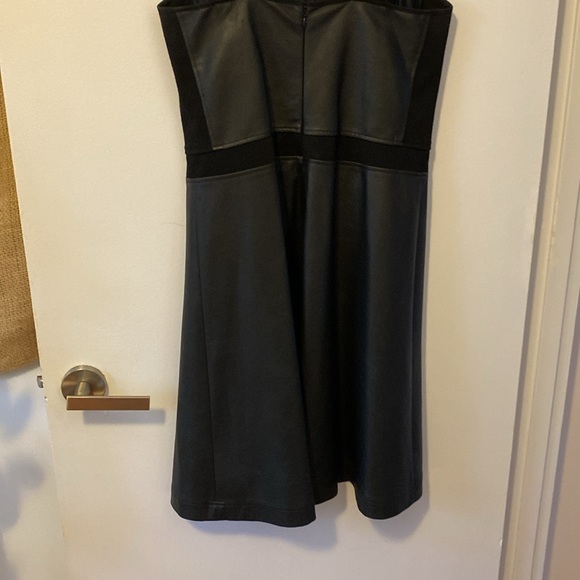 The sexiest little black dress there is! BCBG Maxazria size M - Picture 6 of 10